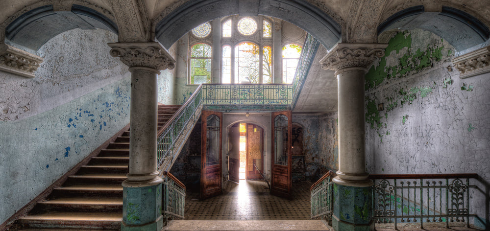 Tableau en aluminium Lost Place Staircase 3