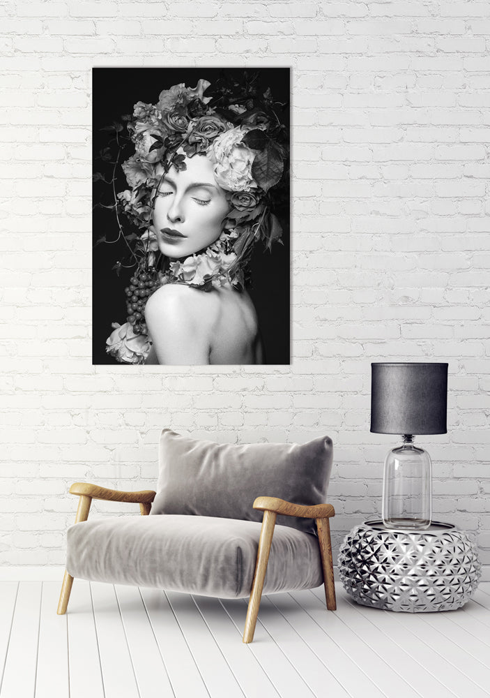 Aluminum picture Pretty woman with flowers