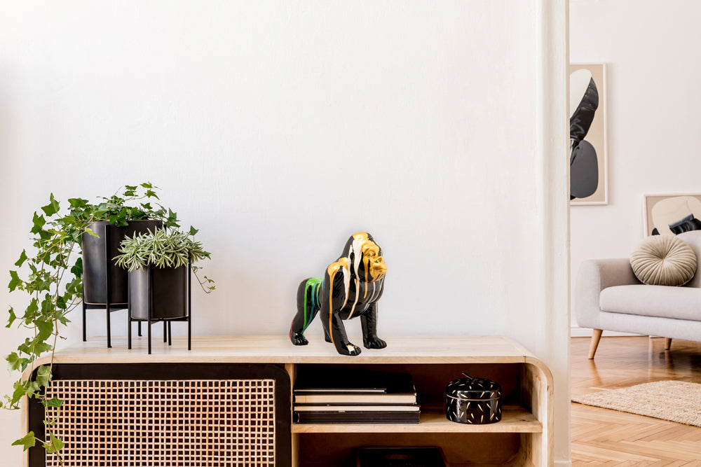 Skulptur Bunter Gorilla