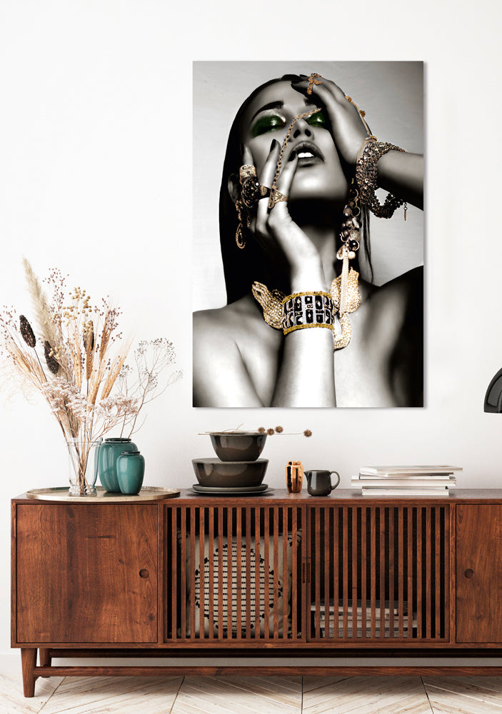 Glass Picture Beauty with Snake Jewelry