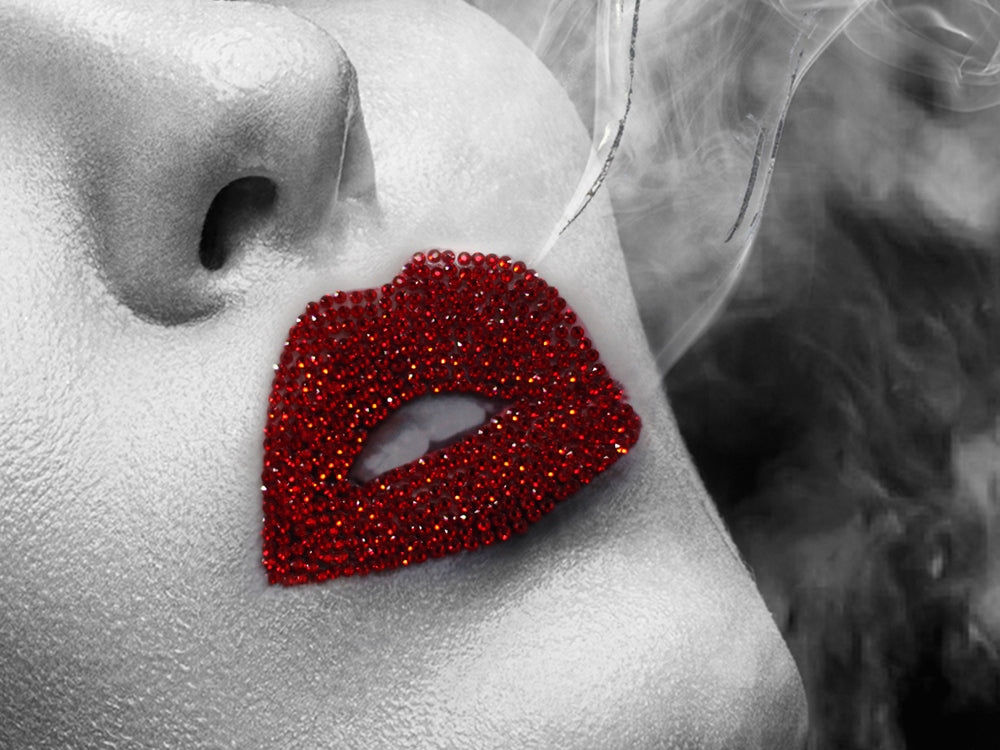 Glass picture Smoking beauty with red lips