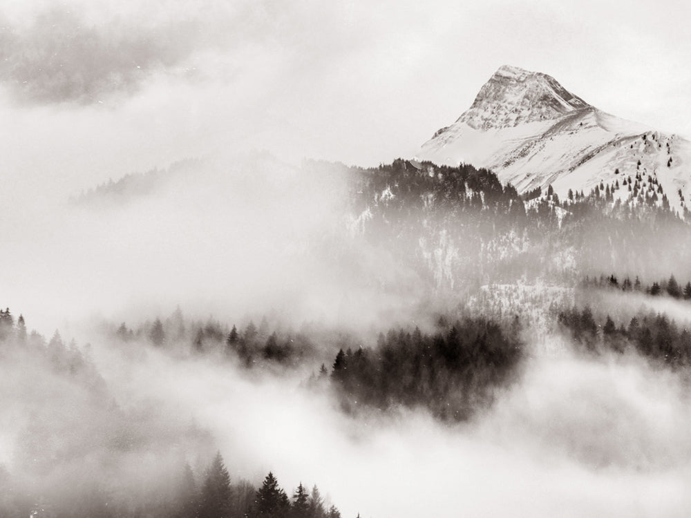 Glass picture Peak in the Cloud Mist