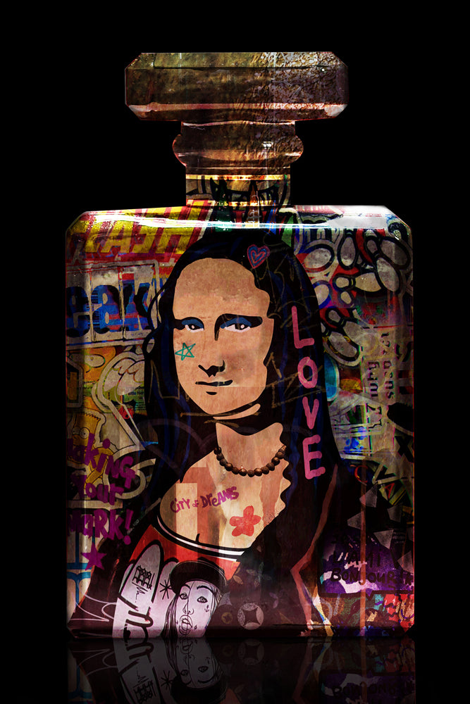 Street Art "Flacon Lisa"