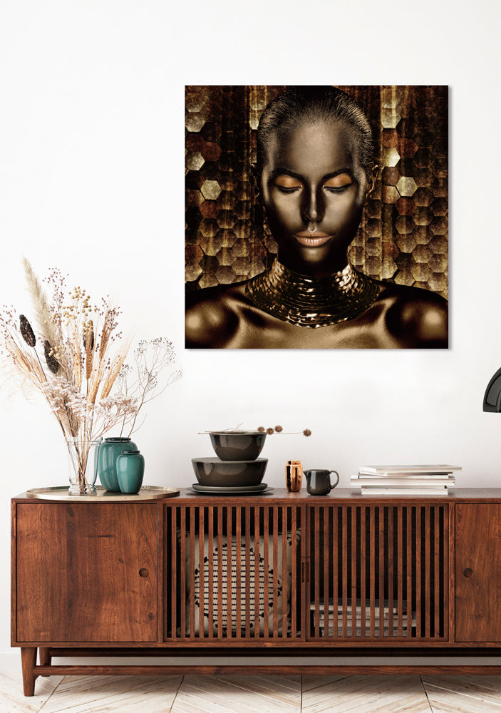 tableau en verre Femme dorée