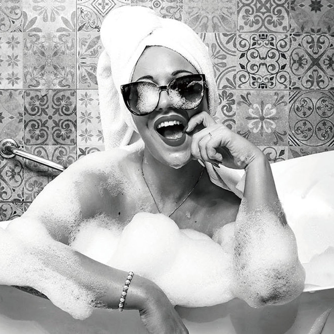 Bain moussant avec image en verre