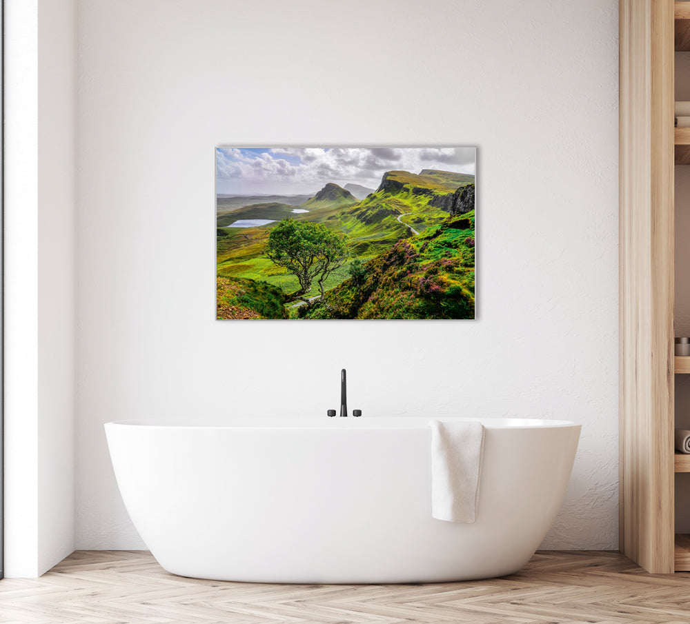 Bild & Rahmen Hügelige Landschaft