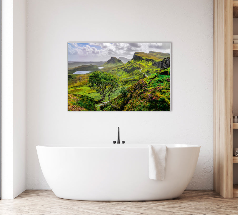 Bild & Rahmen Hügelige Landschaft