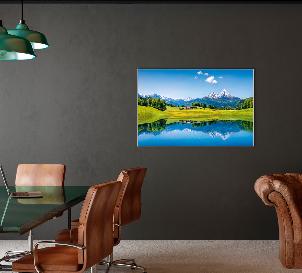 Image et cadre Lac alpin