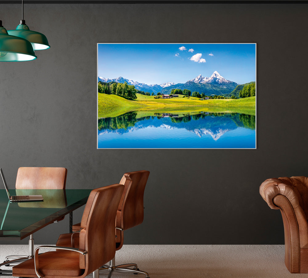 Image et cadre Lac alpin