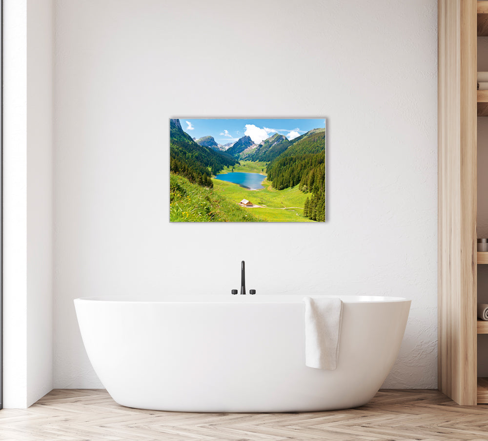 Picture & Frame Lake in the valley between the mountains