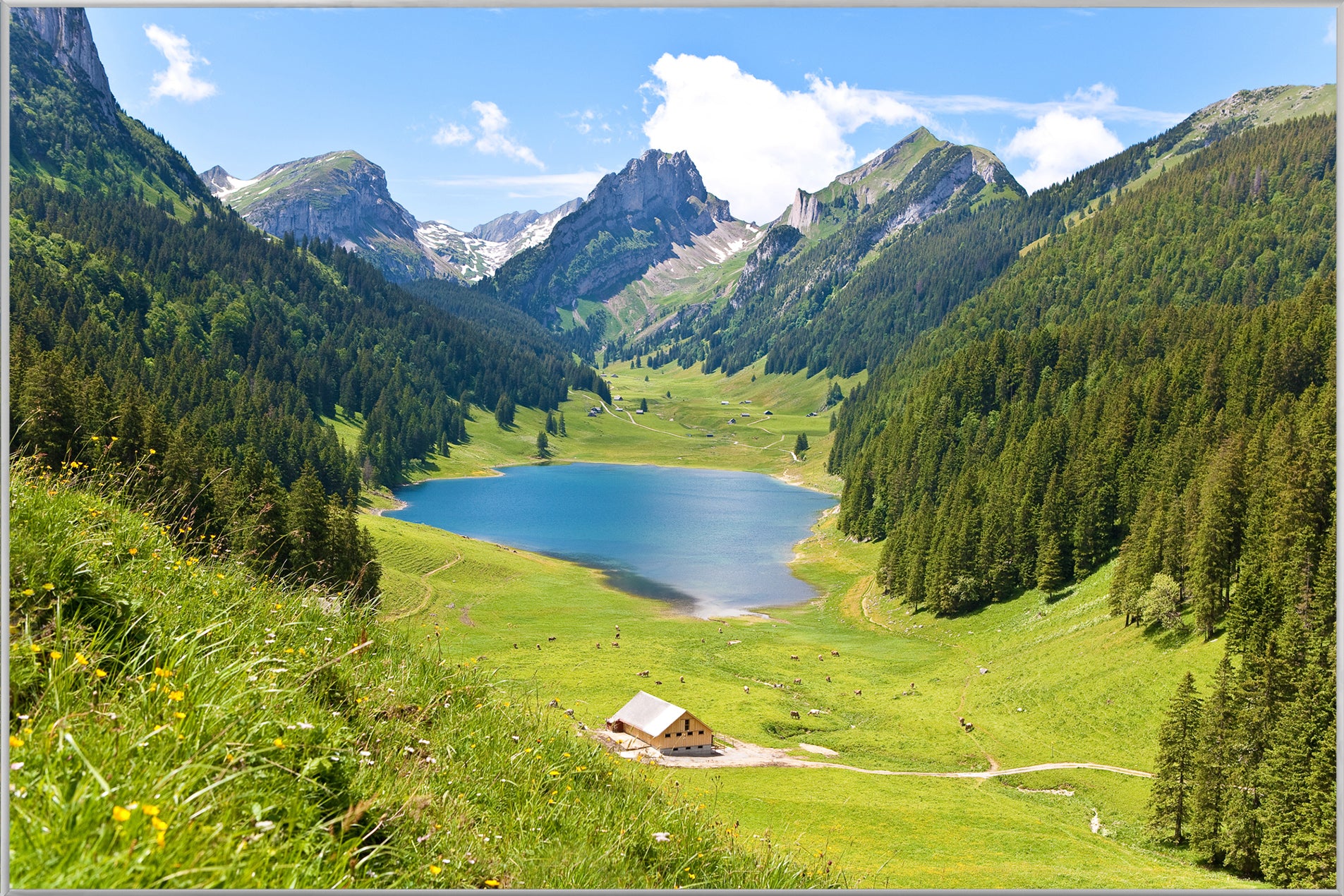 Picture & Frame Lake in the valley between the mountains