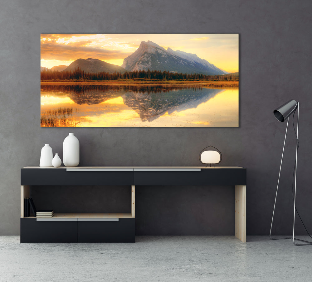 Tableau en verre acrylique Belle vue sur le lac avec les montagnes