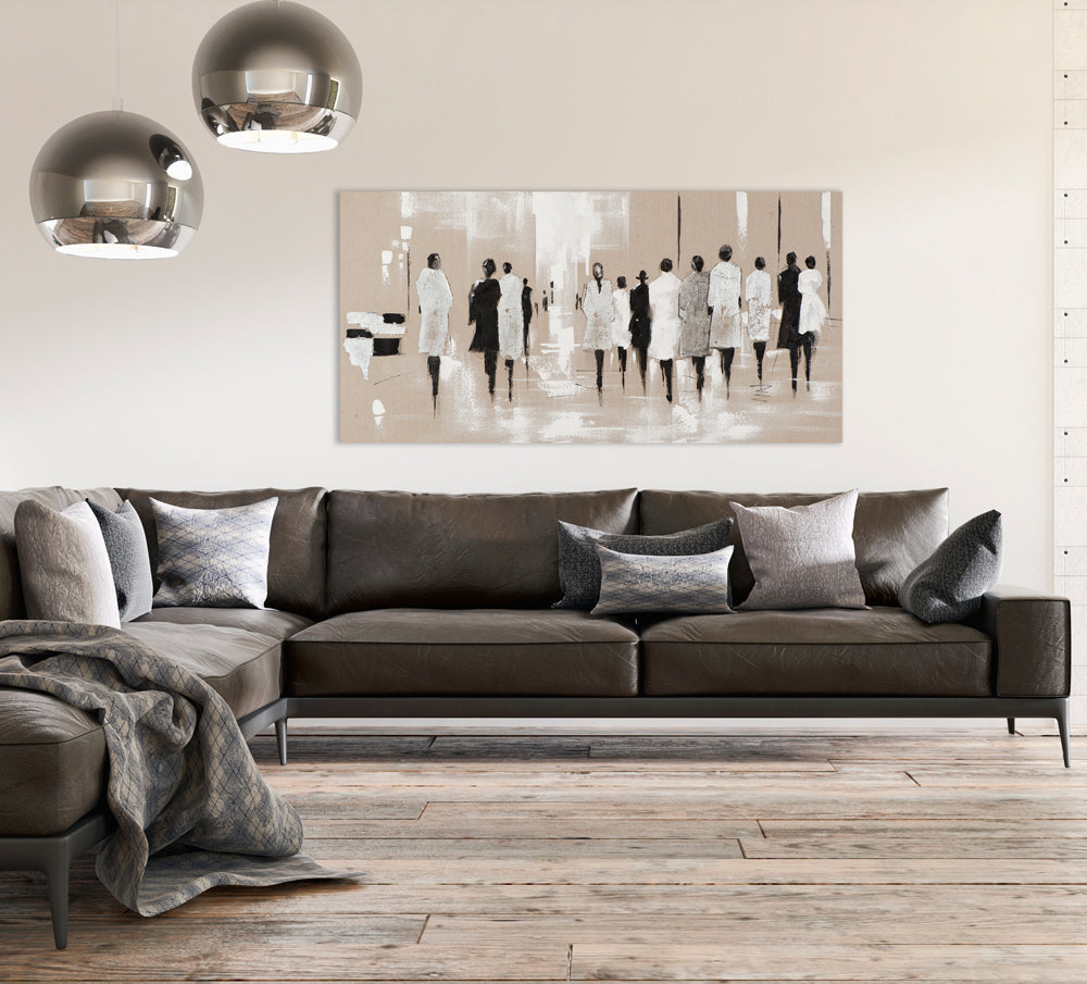 Défilé de mode en peinture avec de l'argent