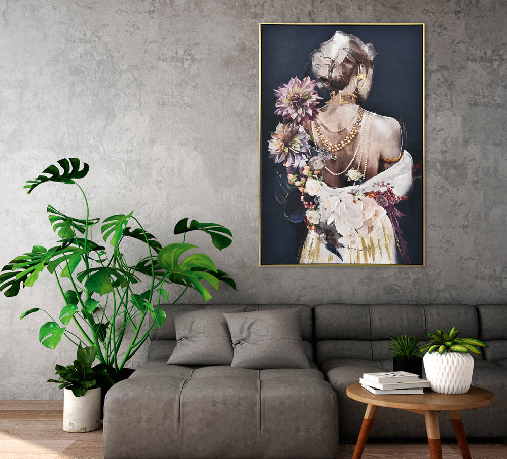 Painting Beautiful Back with Pearl Necklaces