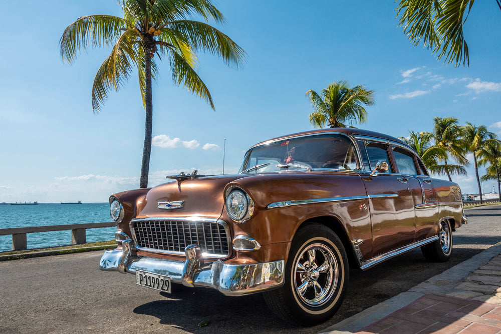 Aluminum picture Vintage cars in Cuba