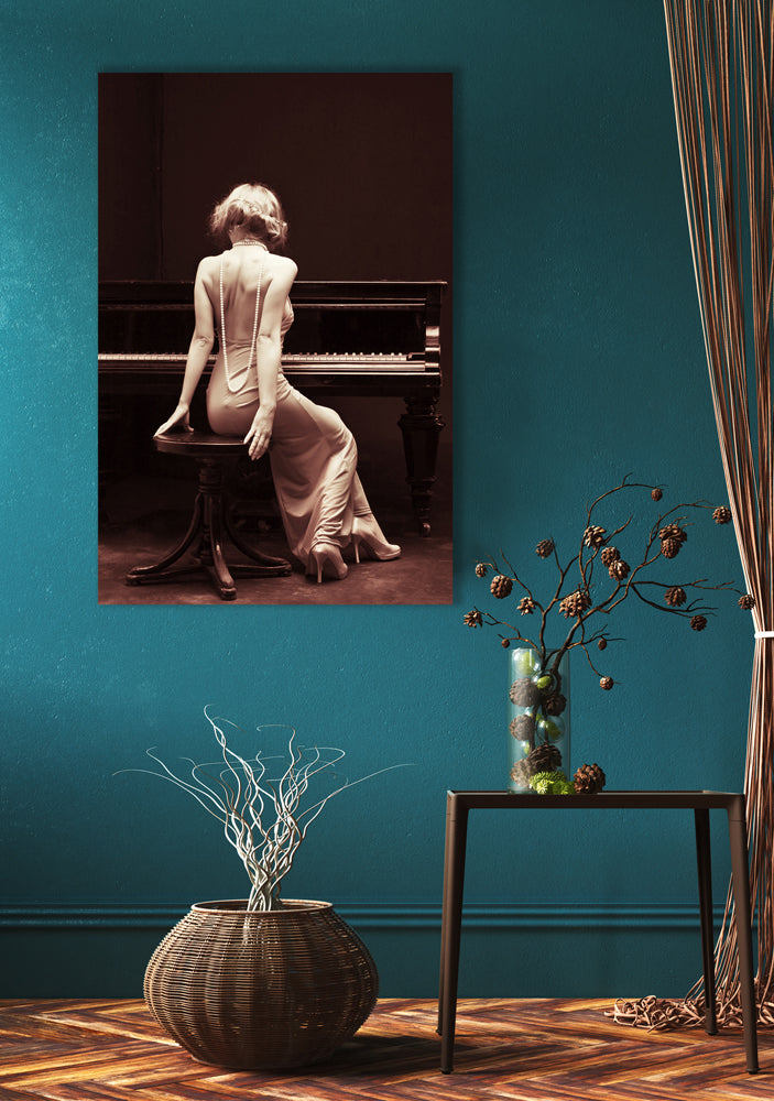 aluminum picture Beauty at the Piano