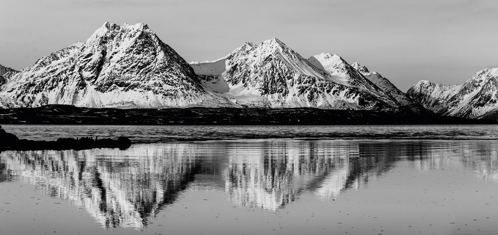 Aluminum picture Reflective Winter Mountains