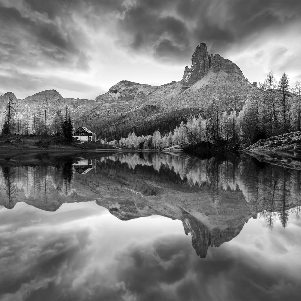 Akustikbild Pro Spiegelnde Berge im Sonnenaufgang