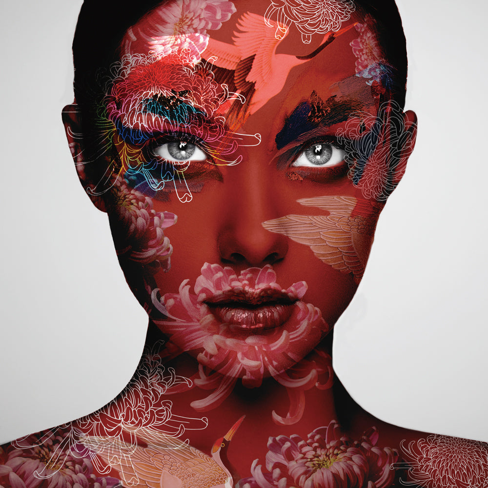 Glass picture Woman in Red with Chinese Pattern