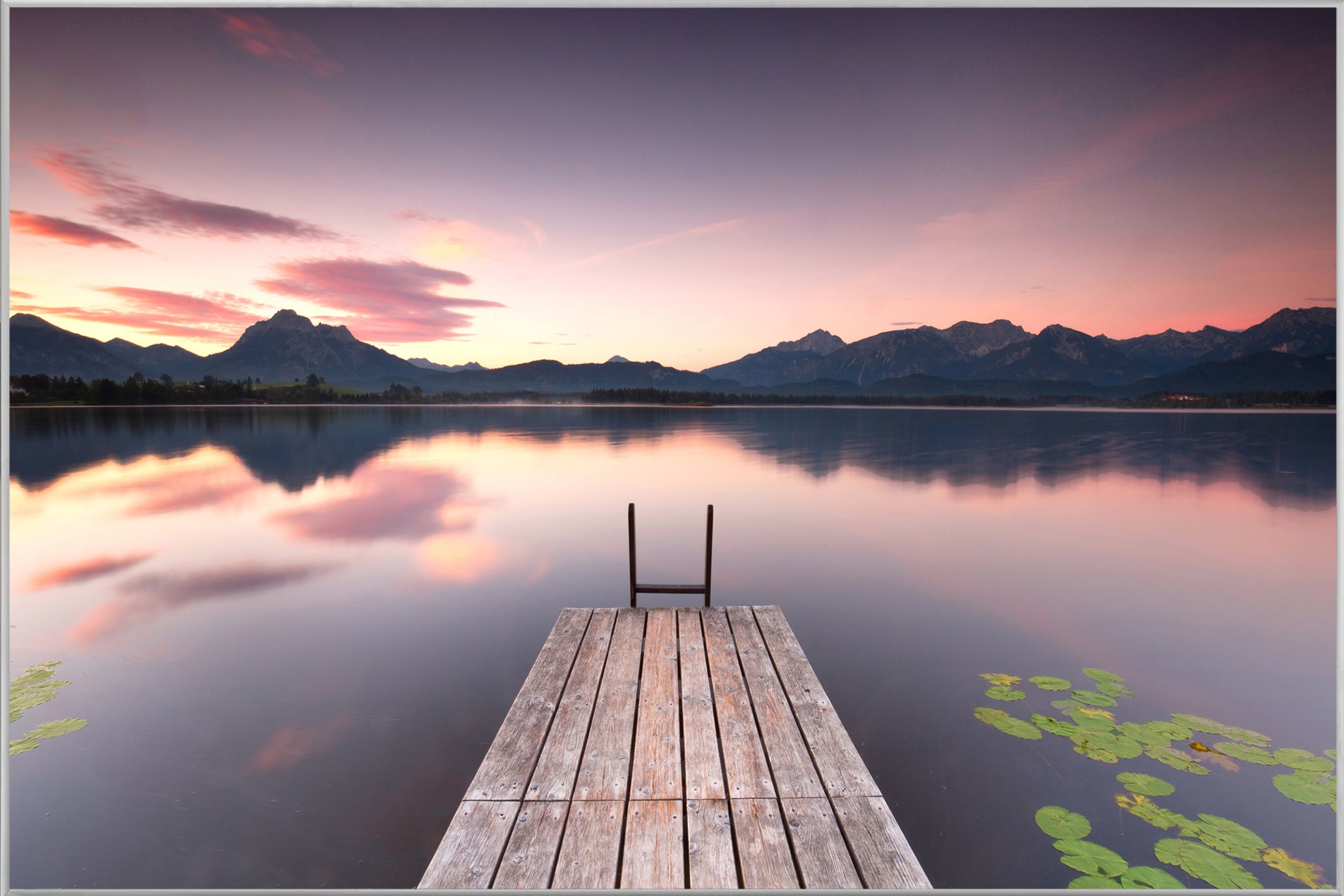 Picture &amp; Frame Pier at Dusk
