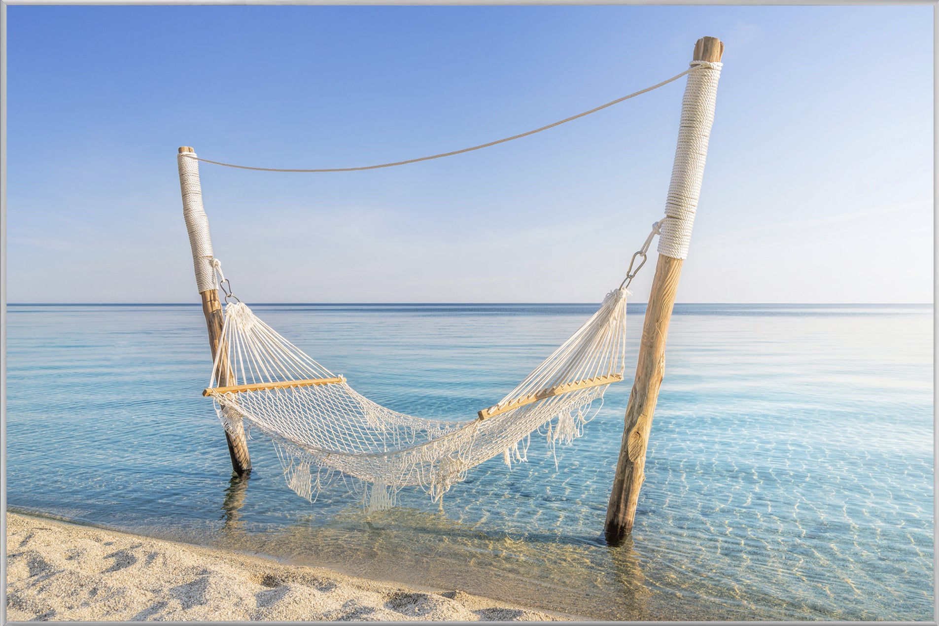 Picture &amp; Frame Hammock in the Sea