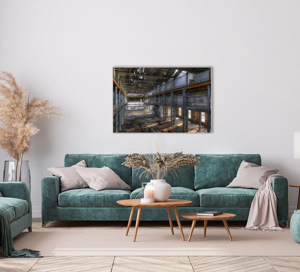 Picture &amp; Frame Factory Hall