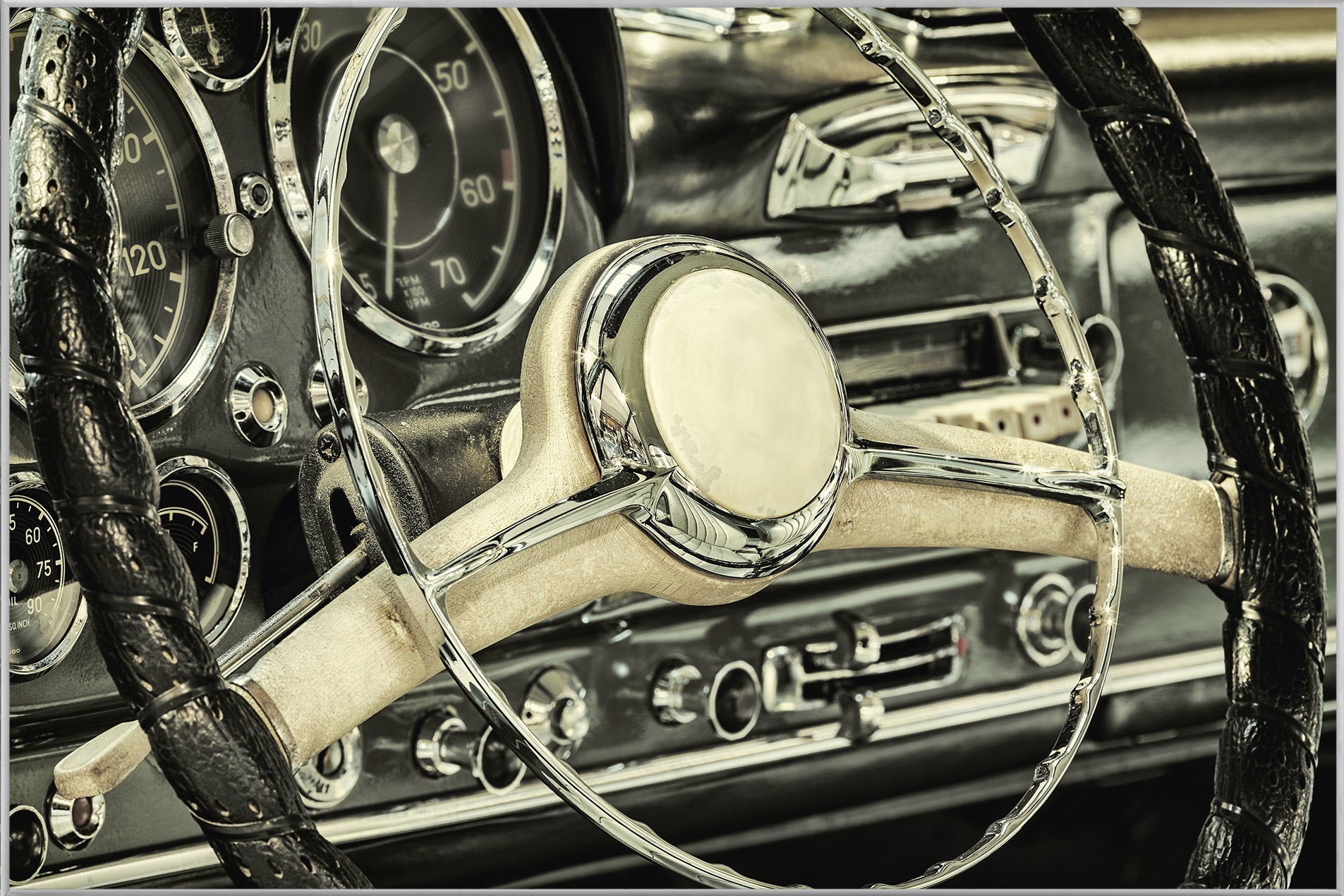 Picture &amp; Frame Vintage Steering Wheel