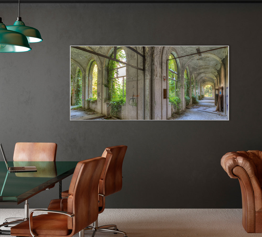 Picture &amp; Frame Lost Place shared hallway