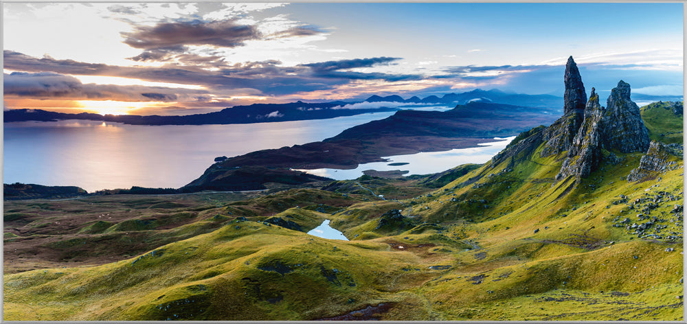 Picture &amp; Frame Beautiful lake with mountains