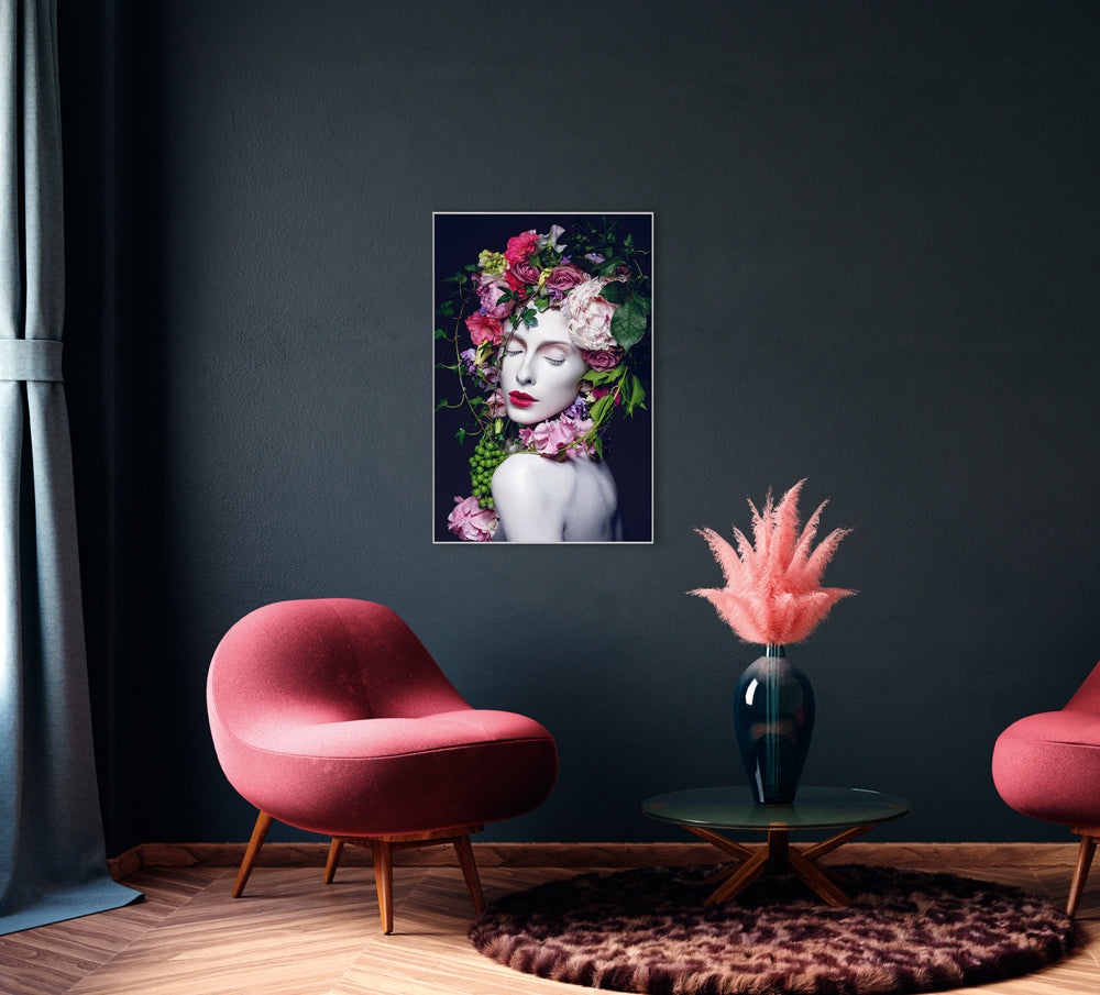 Picture &amp; Frame Pretty Woman with Floral Wig