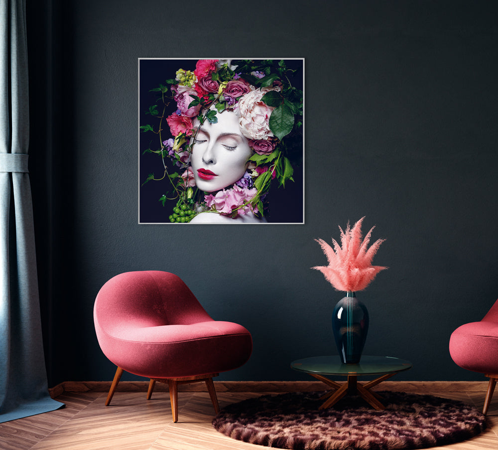 Picture &amp; Frame Pretty woman with flowers