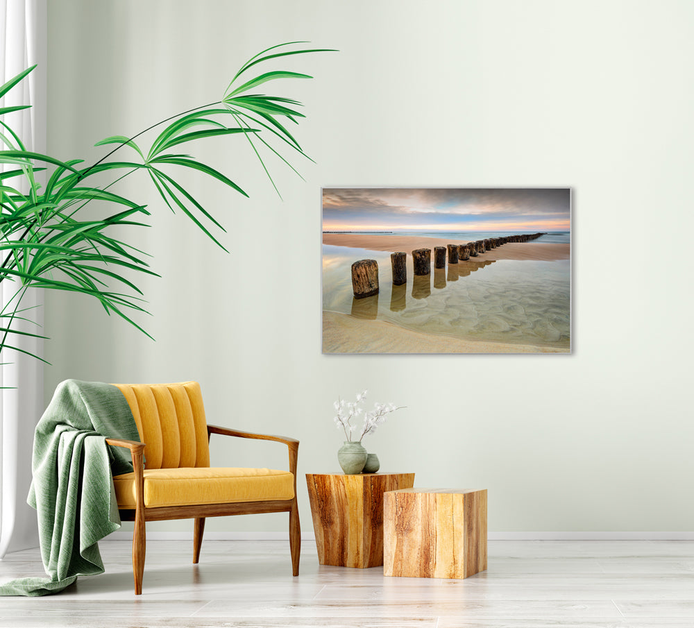 Picture &amp; Frame Breakwater 1