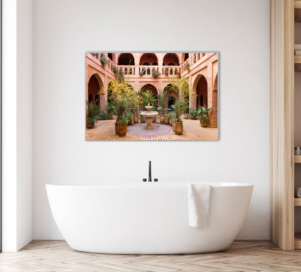 Picture &amp; Frame Courtyard in Havana