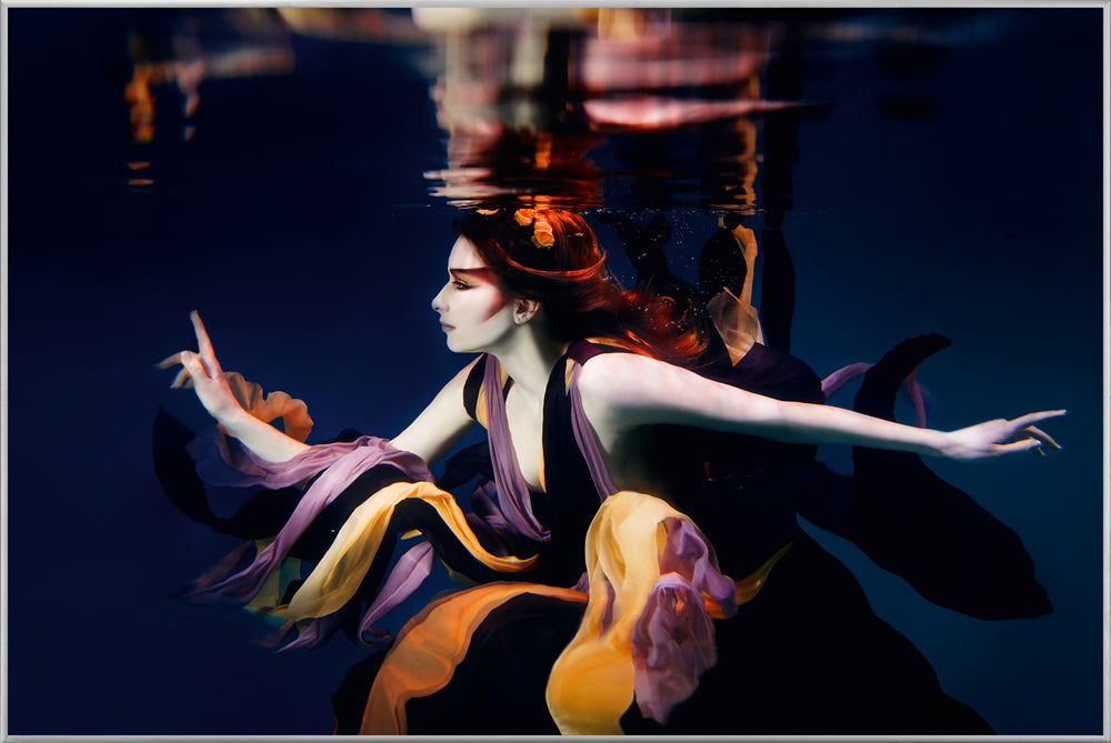 Picture &amp; Frame Dance Underwater
