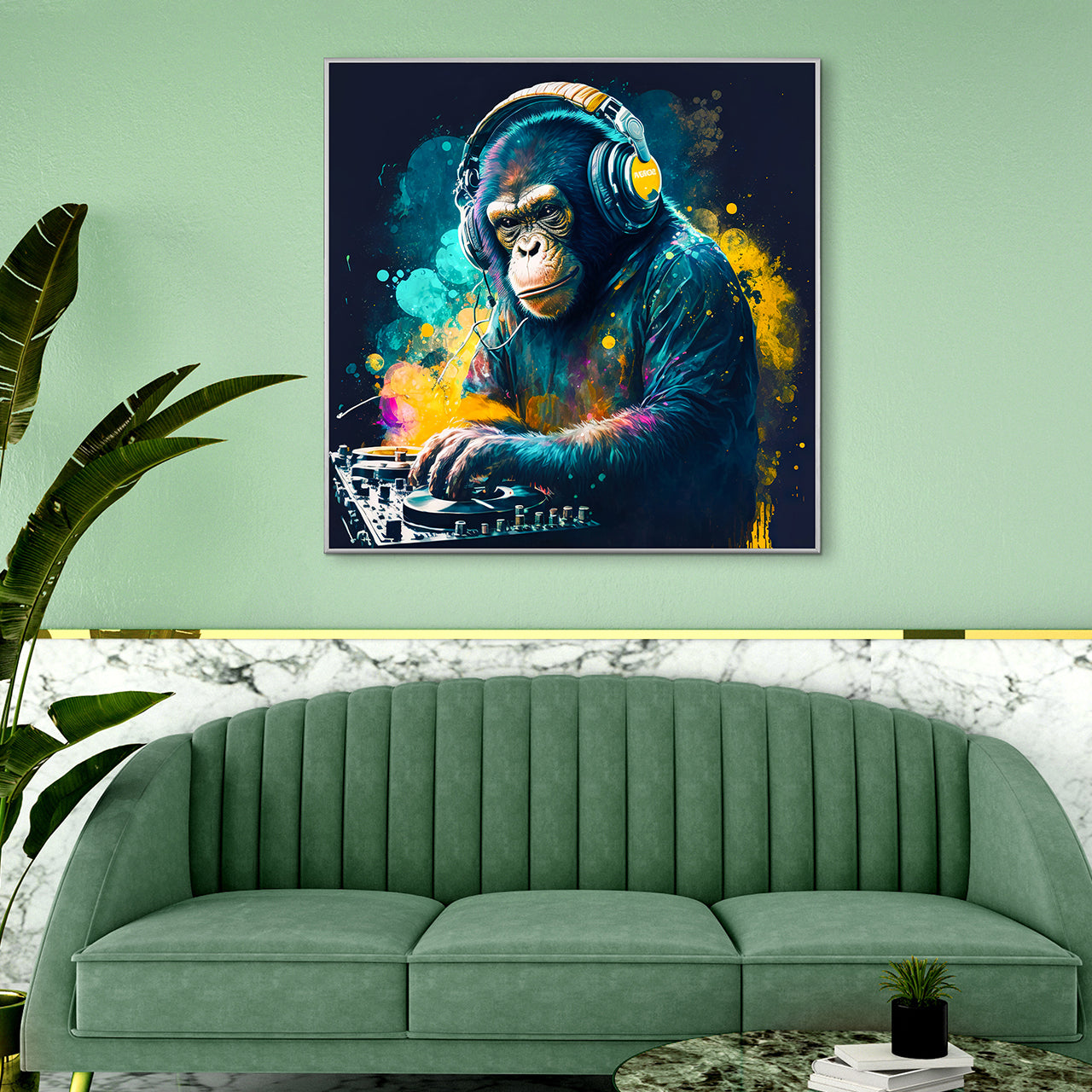 Picture &amp; Frame Monkey DJ