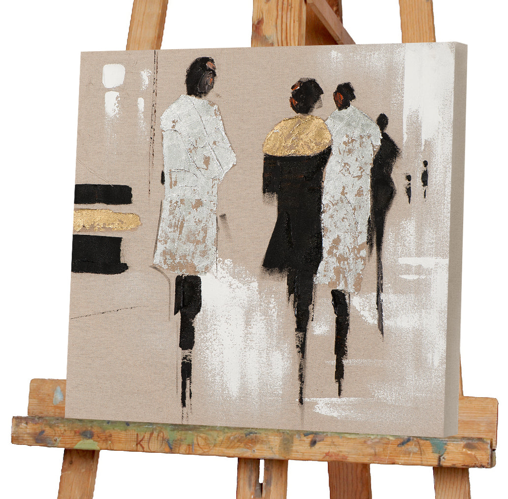 Painting fashion show with gold and silver